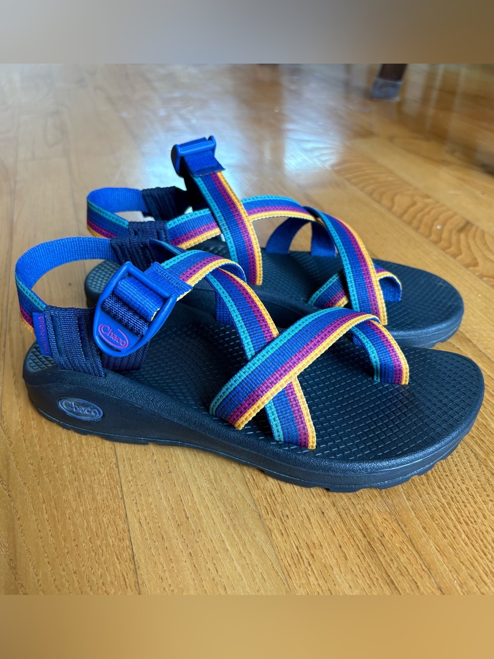 Chaco Z/Cloud 2 Sandals Tetra Sunset Shoes Colorful Rainbow Stripe Womens Size 7